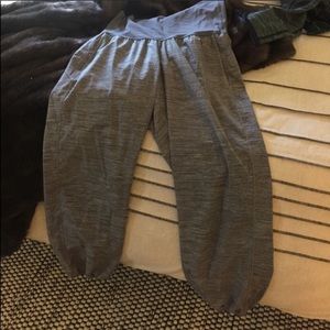 Lululemon Harem crop pant